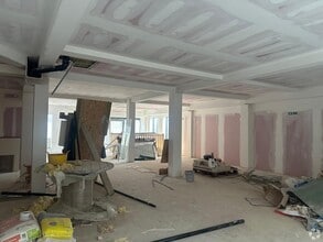 16-18 Shenley Road, Borehamwood to rent Interior Photo- Image 1 of 3