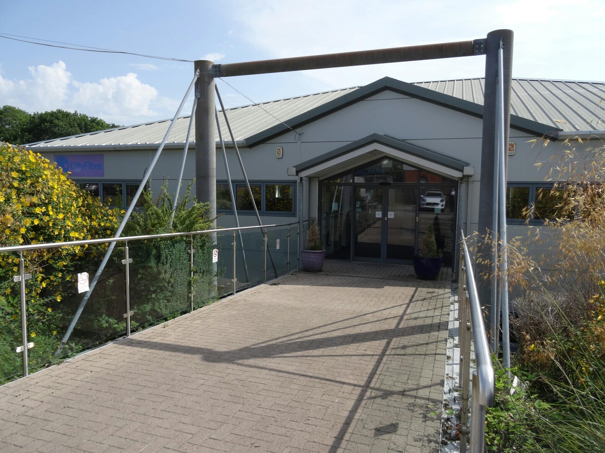 Eastover Clos, Plymouth to rent Building Photo- Image 1 of 8