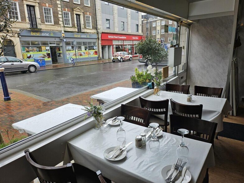 195-199 Terminus Rd, Eastbourne for sale - Building Photo - Image 3 of 13