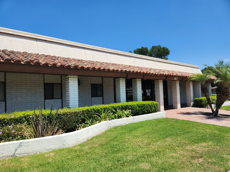 767 S Sunset Ave, West Covina, CA for rent - Building Photo - Image 2 of 11