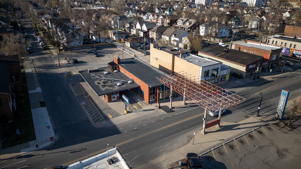 8060 W Vernor Hwy, Detroit, MI for sale - Building Photo - Image 1 of 1