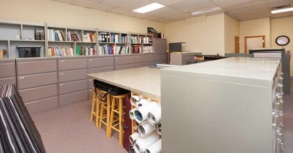 4730 50 St, Red Deer, AB for sale Interior Photo- Image 1 of 7