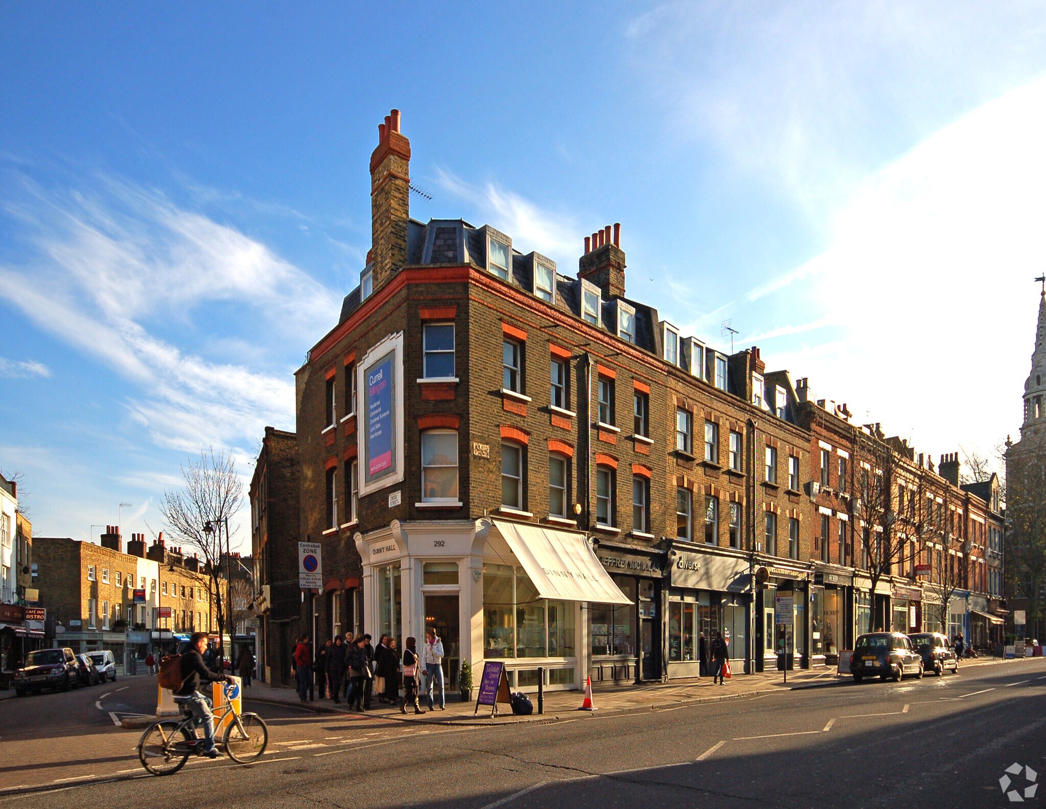 292-293 Upper St, London for sale Primary Photo- Image 1 of 1