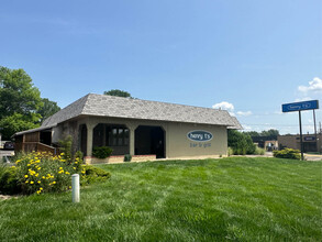 3520 W 6th St, Lawrence, KS for sale Building Photo- Image 1 of 1