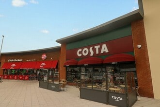 2-6 Boucher Rd, Belfast to rent Building Photo- Image 1 of 2