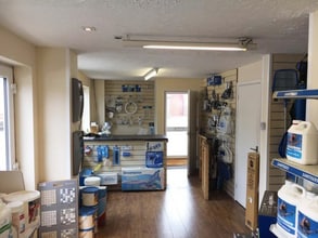 Wilverley Rd, Christchurch to rent Interior Photo- Image 1 of 3