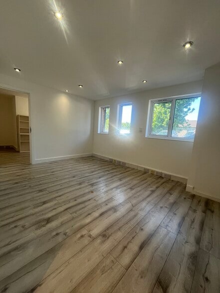 Wallyford Industrial Estate, Wallyford to rent - Building Photo - Image 2 of 3
