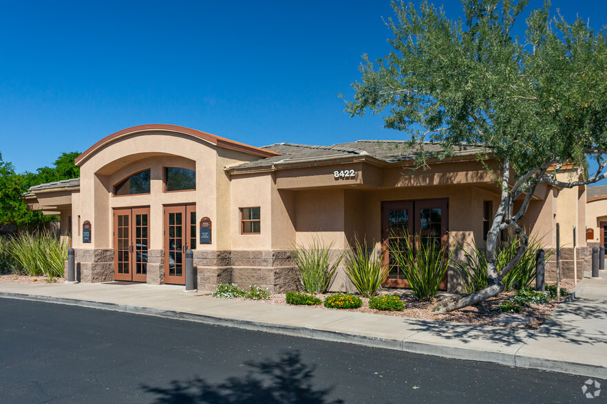 8422 E Shea Blvd, Scottsdale, AZ for rent - Primary Photo - Image 1 of 8