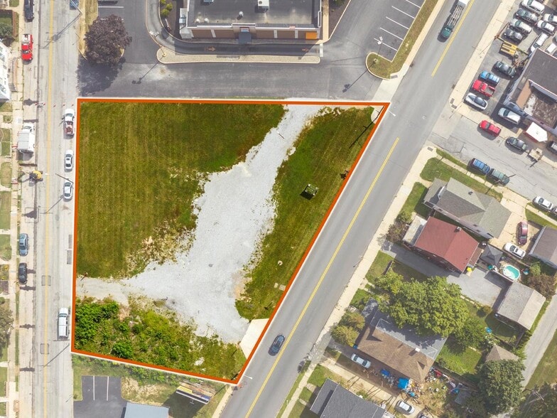 1019-1045 Mt. Rose Ave, York, PA to rent - Aerial - Image 3 of 7