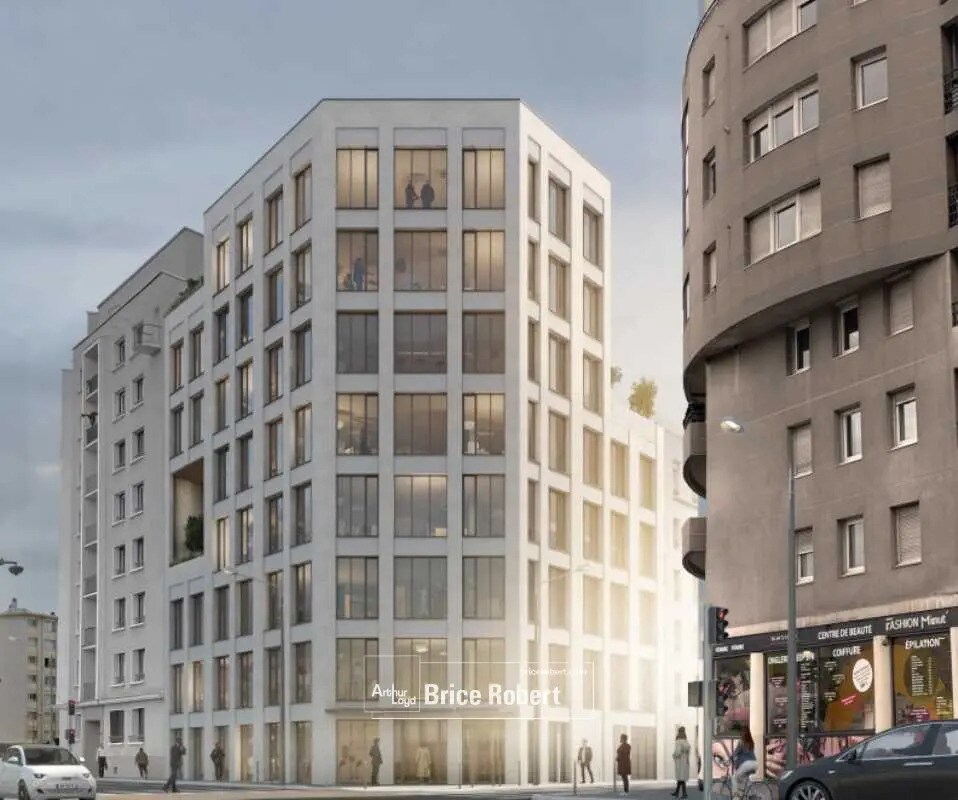 Retail in Villeurbanne for sale Building Photo- Image 1 of 4