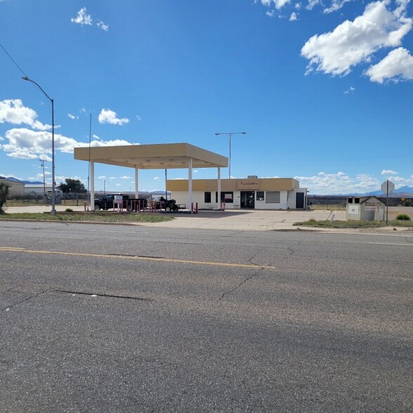 217 N Huachuca Blvd, Huachuca City, AZ for sale - Building Photo - Image 1 of 17