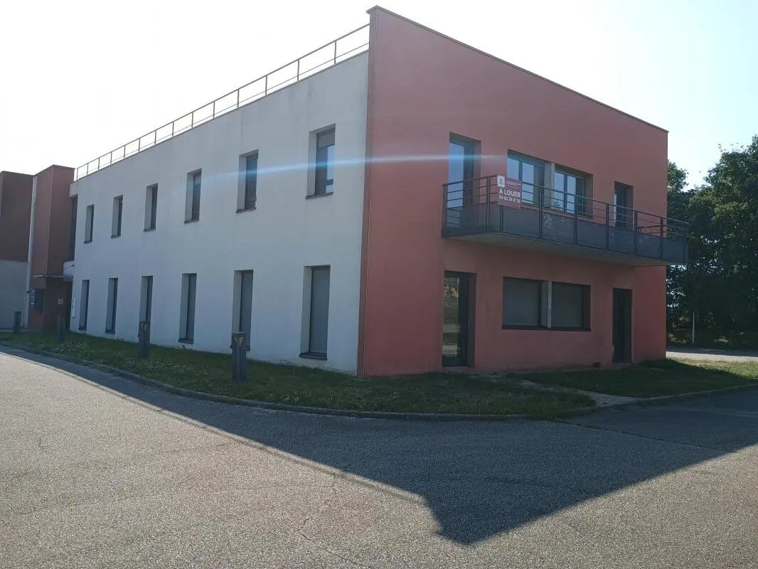 580 Rue Lavoisier, Péronnas for sale Building Photo- Image 1 of 8