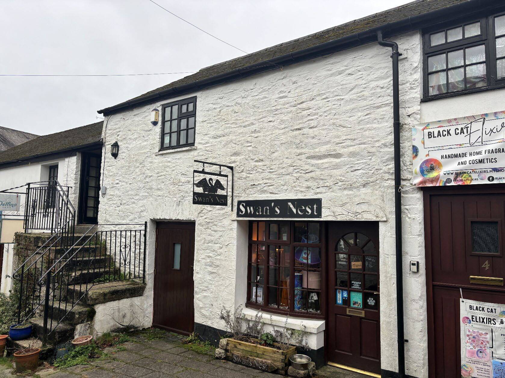 Paddons Row, Tavistock to rent Building Photo- Image 1 of 3