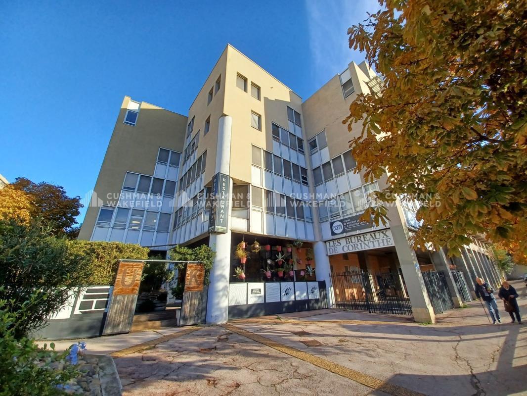 Office in Marseille to rent Building Photo- Image 1 of 8