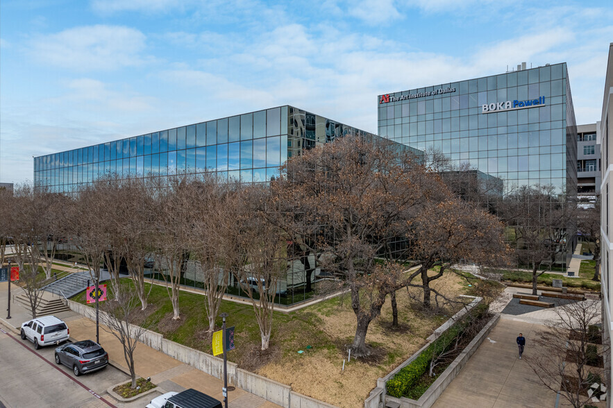 8080 Park Ln, Dallas, TX for rent - Building Photo - Image 1 of 9