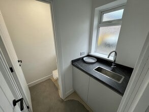 1606 High St, Solihull to rent Interior Photo- Image 2 of 3