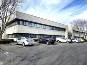 1670 Whitehorse Hamilton Square Rd, Hamilton, NJ for rent Building Photo- Image 1 of 3