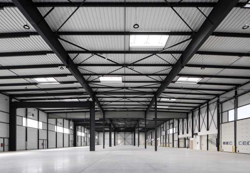 Light Industrial in Le Bourget to rent - Building Photo - Image 3 of 5