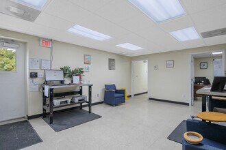 335-337 McMillan St, Fayetteville, NC to rent Interior Photo- Image 1 of 13