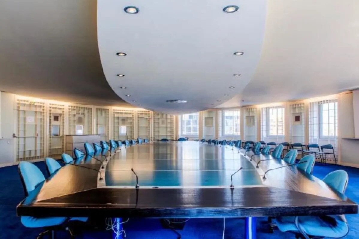 Office in Courbevoie to rent Building Photo- Image 1 of 8