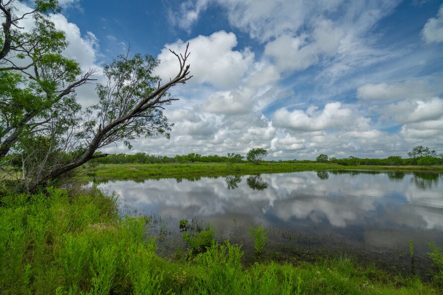 0 Countiss Road, Tilden, TX for sale - Building Photo - Image 1 of 1