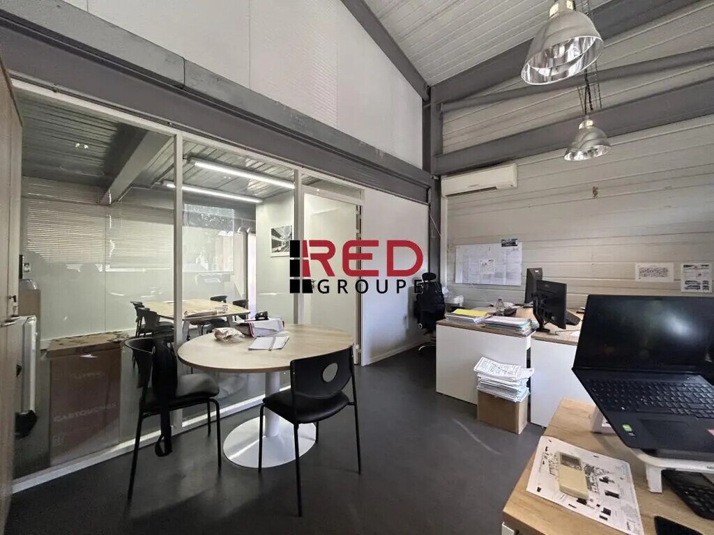 Location Bureaux 45 m² - Photo 1