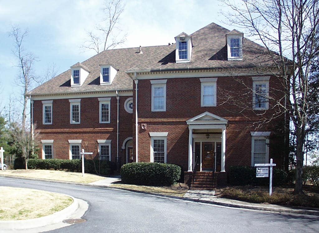 6111 Peachtree Dunwoody Rd NE, Atlanta, GA to rent Primary Photo- Image 1 of 19