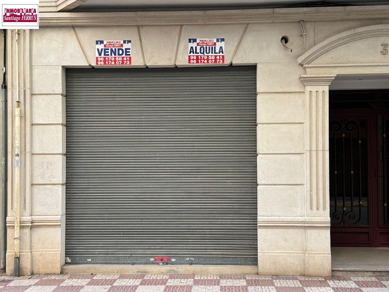 Retail in Almussafes for sale Building Photo- Image 1 of 7