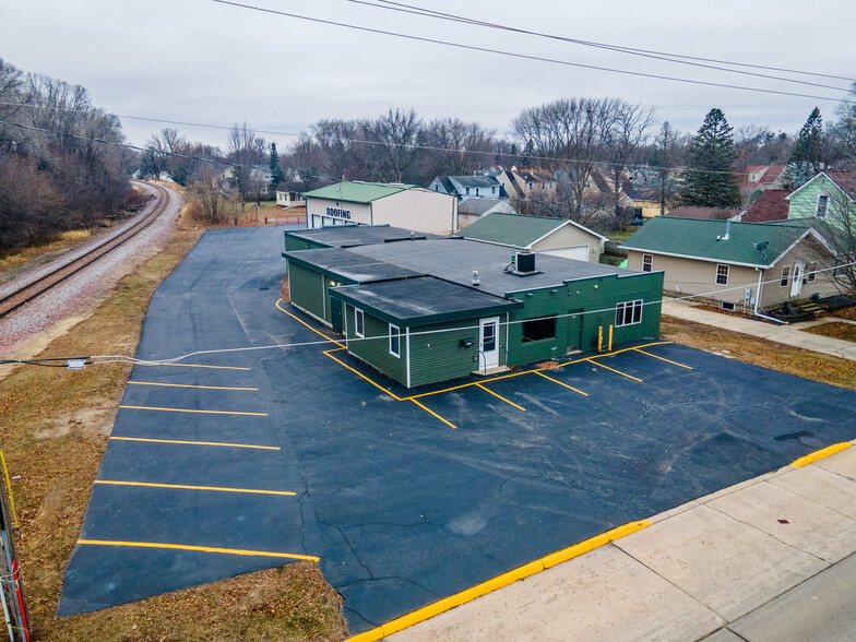 1006 8th Ave SW, Austin, MN for rent - Building Photo - Image 1 of 45