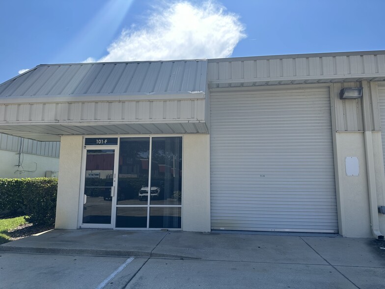 933 Beville Rd, Daytona Beach, FL for rent - Building Photo - Image 1 of 11