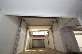 Retail in Vilanova i la Geltrú, Barcelona to rent Interior Photo- Image 2 of 15