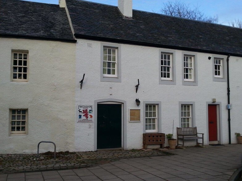 The Cross, Dunkeld for sale - Building Photo - Image 1 of 1
