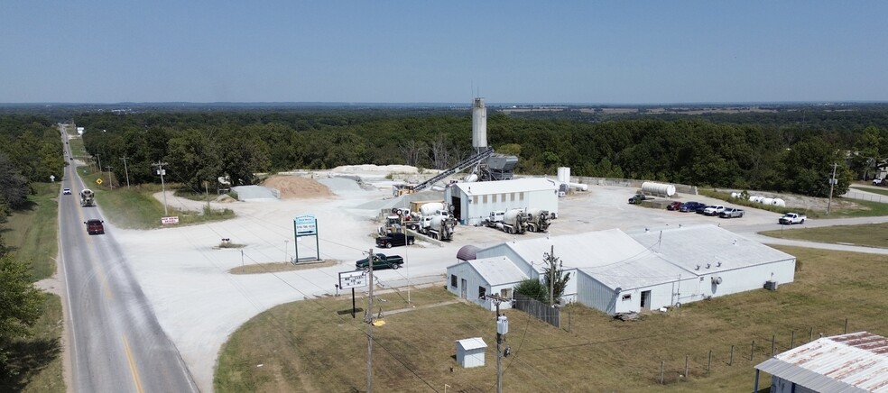 Hwys 59 & 10, Grove, OK for sale - Building Photo - Image 2 of 11