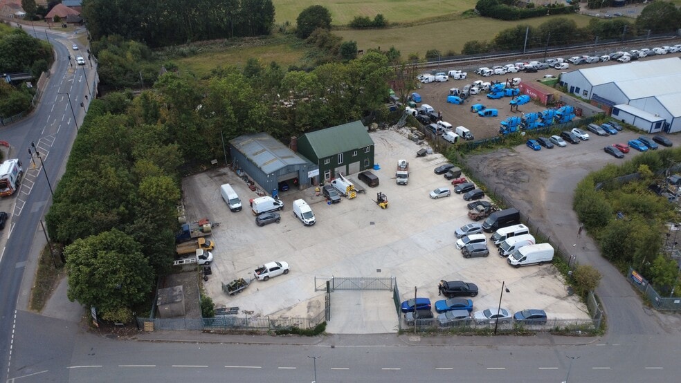 Planet Rd, Doncaster to rent - Building Photo - Image 1 of 8