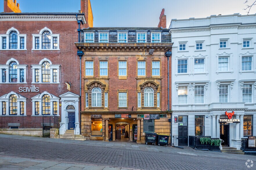 14-16 Low Pavement, Nottingham to rent - Primary Photo - Image 1 of 3