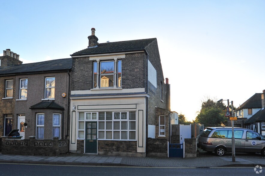 28 Mottingham Rd, London for sale - Primary Photo - Image 1 of 1