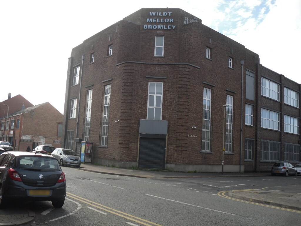 St Saviours Rd, Leicester to rent Building Photo- Image 1 of 16