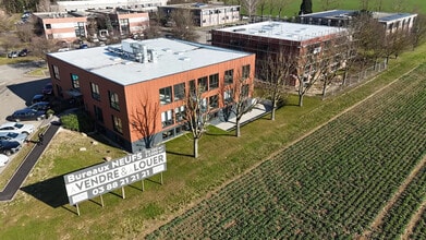 8 Rue Du Parc, Oberhausbergen, BR - AERIAL  map view
