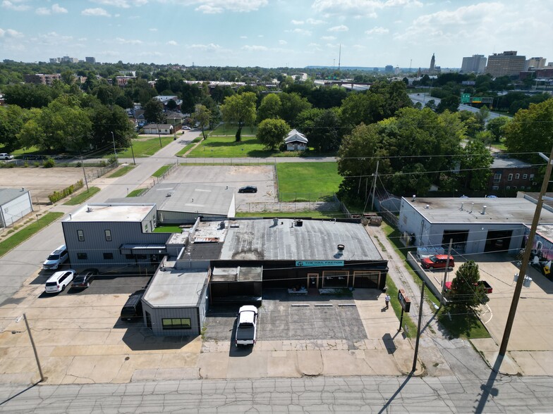 1016 E 4th St, Tulsa, OK for rent - Primary Photo - Image 1 of 5