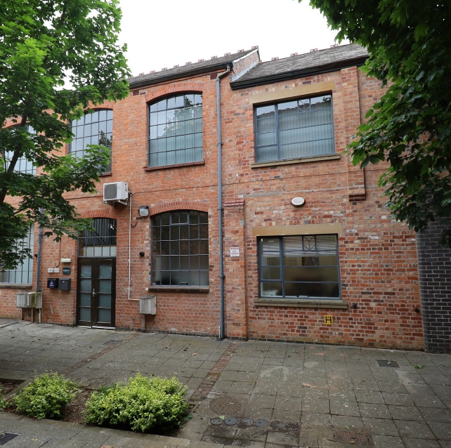 Druid St, Hinckley to rent Building Photo- Image 1 of 2