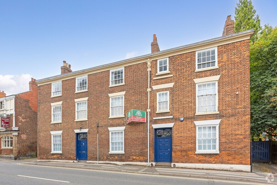 Saltergate, Chesterfield to rent - Building Photo - Image 2 of 9