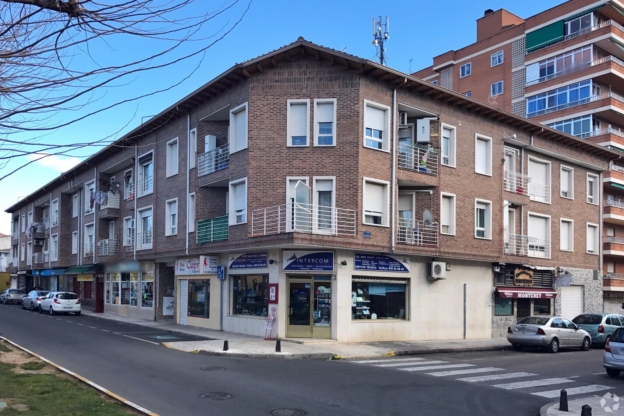 Retail in Azuqueca de Henares, Guadalajara to rent Primary Photo- Image 1 of 3