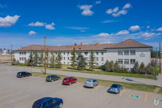 2526 Battleford Ave SW, Calgary, AB for rent Primary Photo- Image 1 of 15