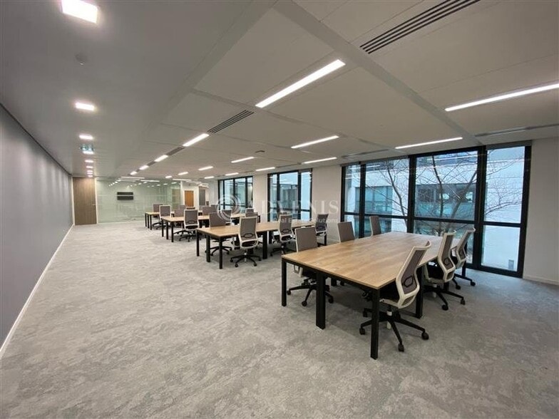 Co-working Space in Maisons-Alfort to rent - Interior Photo - Image 2 of 6