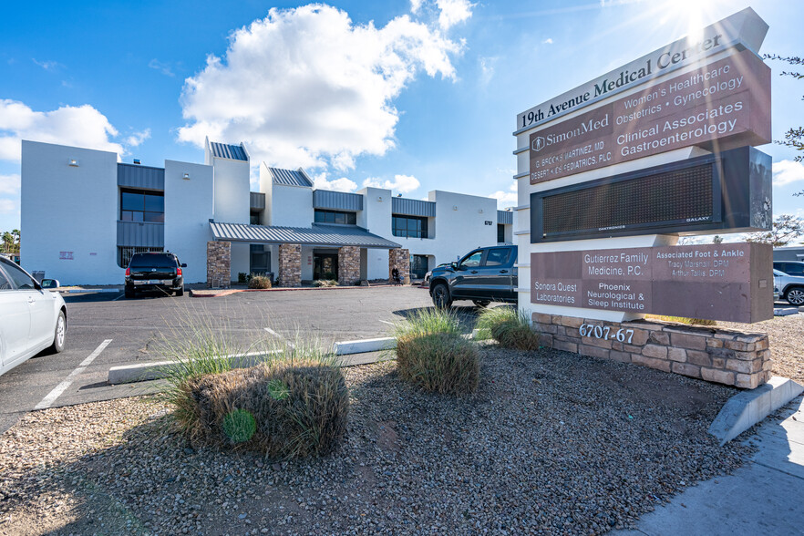 6707 N 19th Ave, Phoenix, AZ for rent - Building Photo - Image 3 of 8