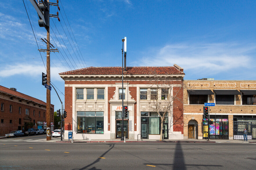 5601 N Figueroa St, Los Angeles, CA for rent - Building Photo - Image 2 of 11