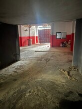 Retail in Madrid, Madrid to rent Interior Photo- Image 2 of 33