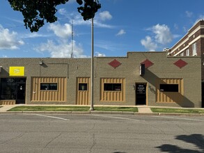 204 W 6th St, Newton, KS for sale Building Photo- Image 1 of 10