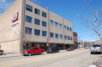 217 Main St, Oshkosh, WI for sale Primary Photo- Image 1 of 1