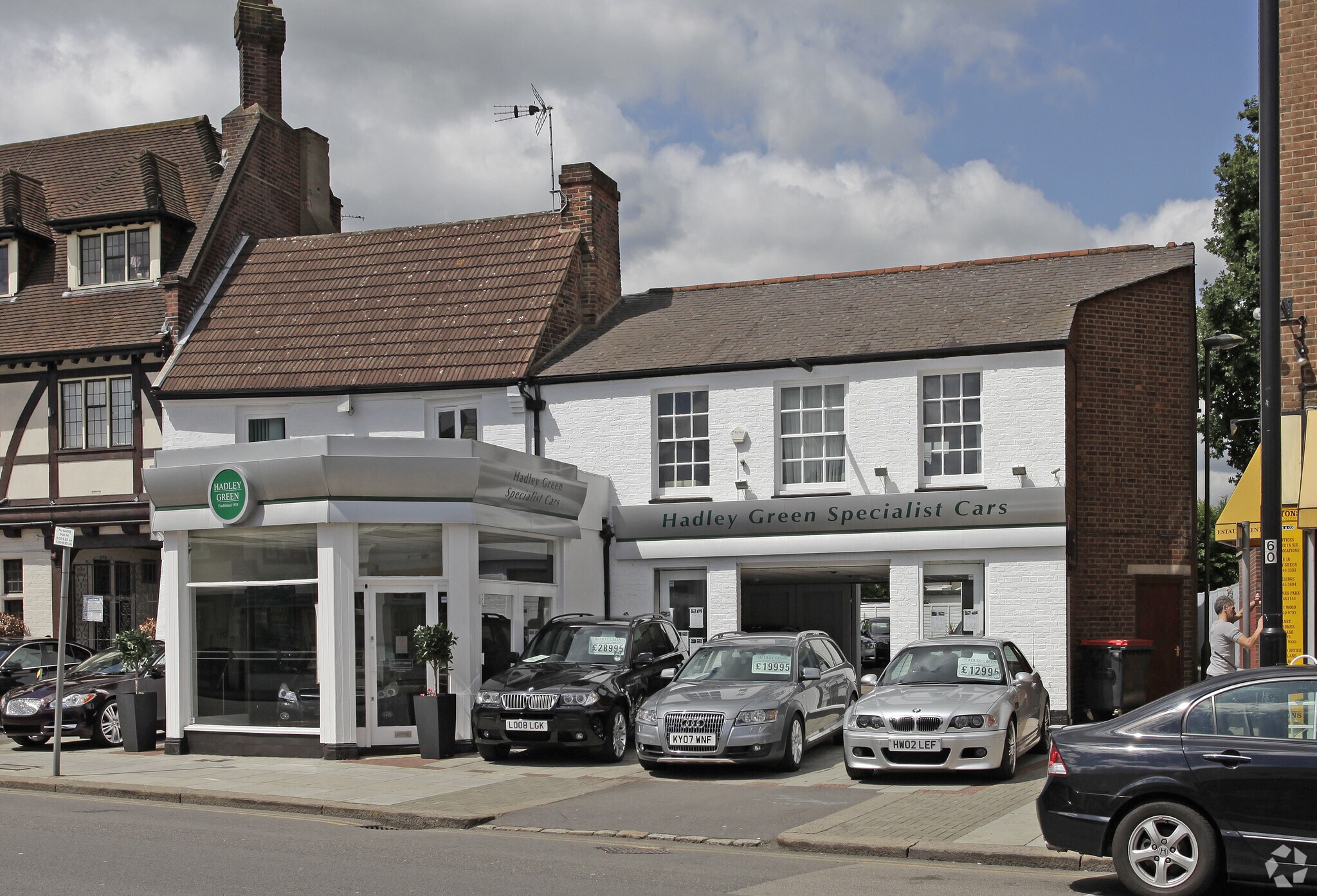 151-153 High St, Barnet for sale Primary Photo- Image 1 of 1